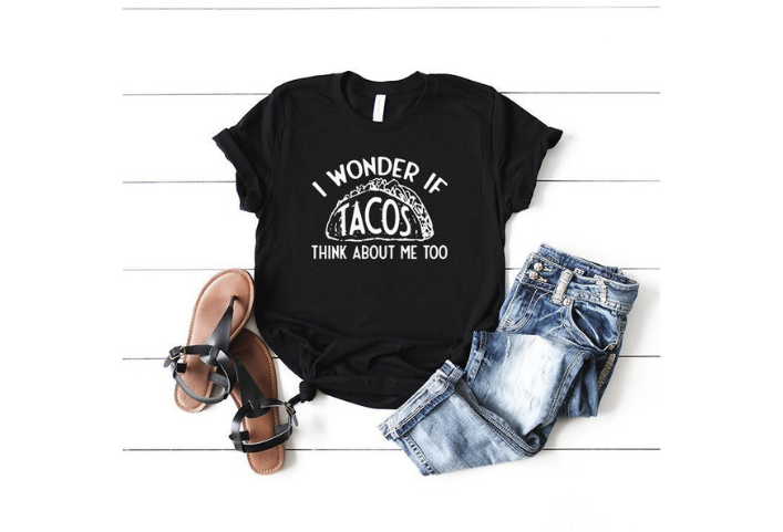 I Wonder If Tacos Think About Me Too / Unisex T-Shirt via PennyDeanCo