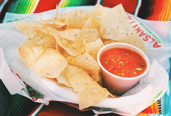 6 Health Benefits of Eating Salsa - Salsaritas